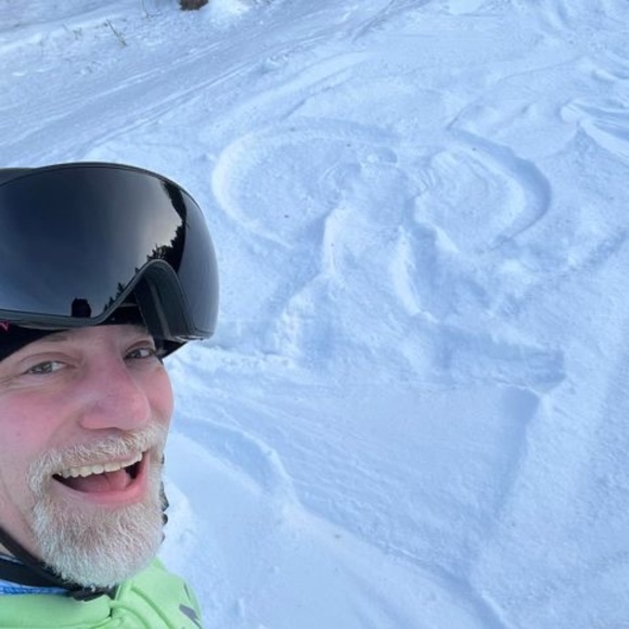 Meet your Posher, Kevin - Picture 1 of 1